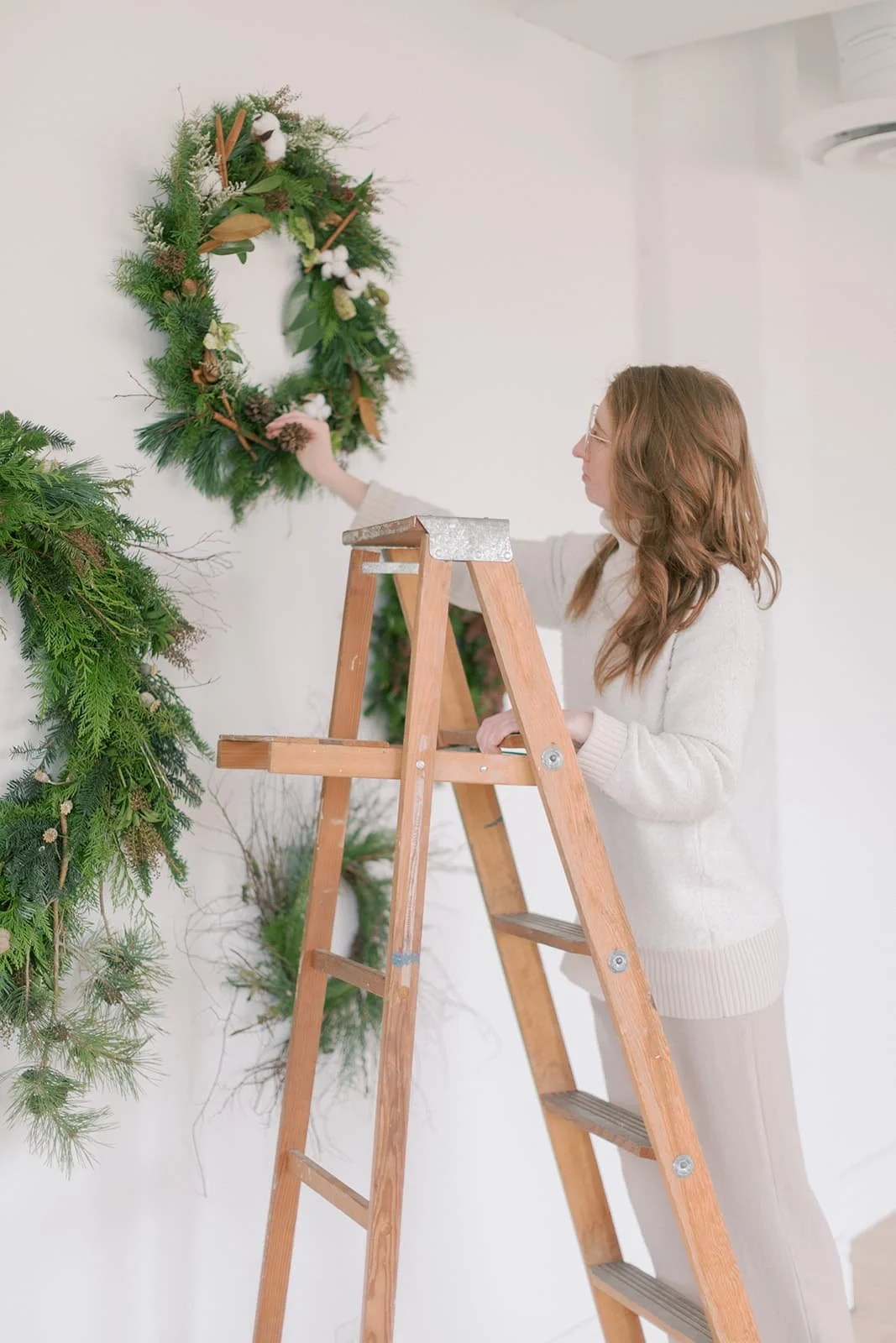  Twig &amp; Bloom floral studio creating romantic, elegant flower arrangements in Saskatoon, Victoria &amp; Regina. We create florals for everyday moments, wedding floral designs, event flowers, bereavement flowers as well as hosting flower workshops
