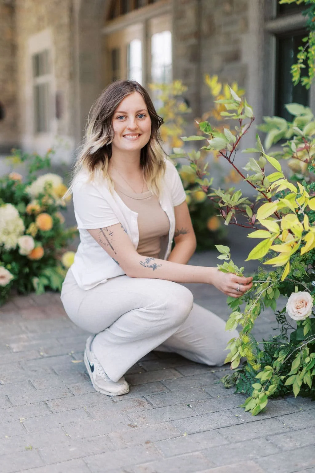  Twig &amp; Bloom floral studio creating romantic, elegant flower arrangements in Saskatoon, Victoria, Regina &amp; Edmonton. We create florals for everyday moments, wedding designs, event flowers, bereavement flowers as well as hosting flower worksh