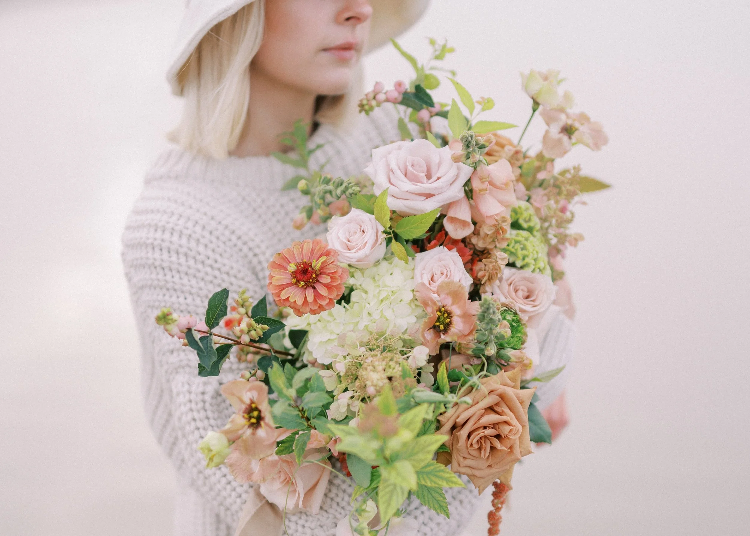 Twig & Bloom Saskatoon florists design timeless arrangements inspired by the natural world around us. We deliver Monday to Friday within Saskatoon city limits. Our style is refined and romantic.