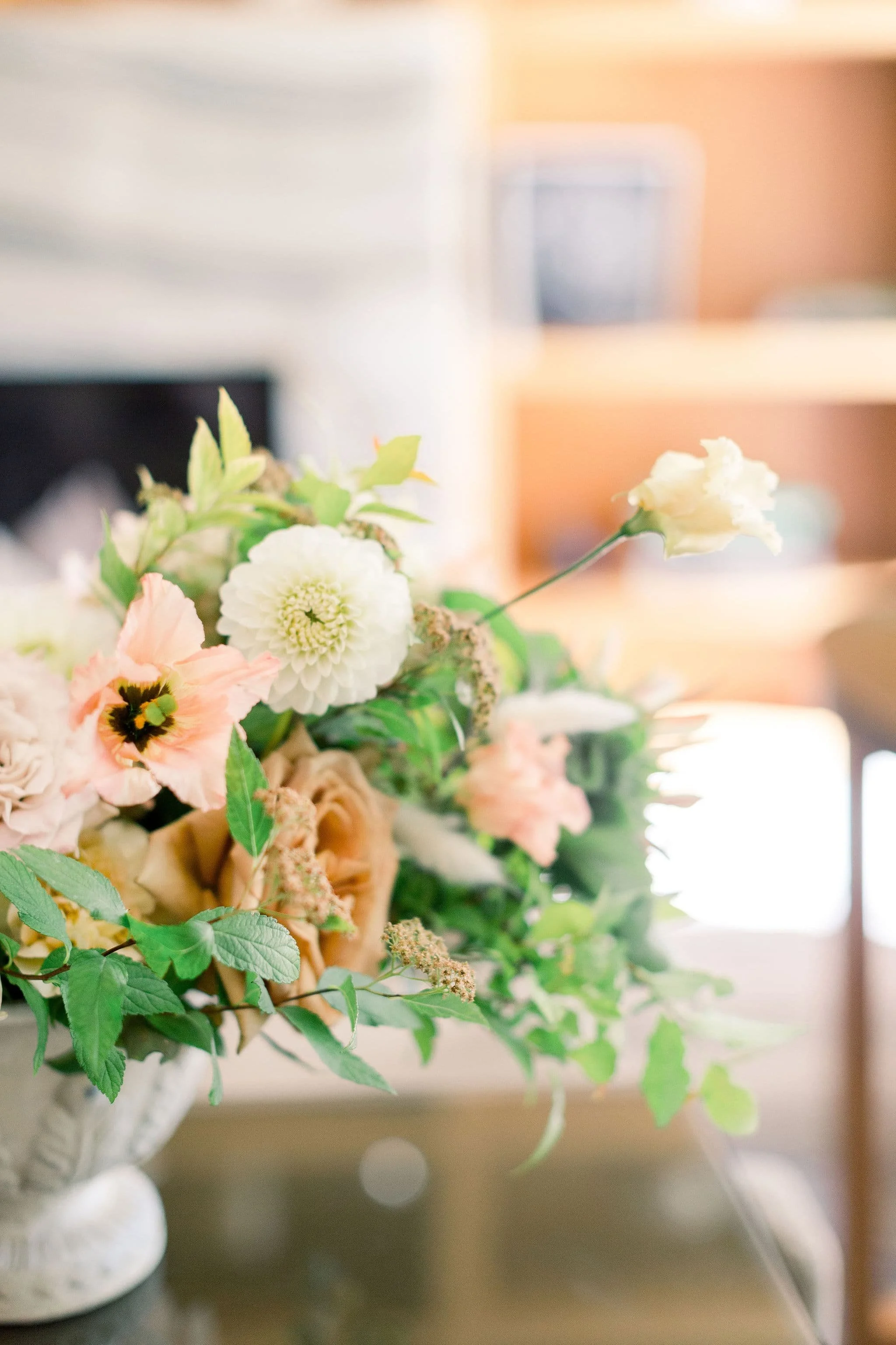 Twig & Bloom floral studio creating romantic, elegant flower arrangements in Victoria, Regina & Edmonton. We create florals for everyday moments, wedding designs, event flowers, bereavement flowers as well as hosting flower workshops.