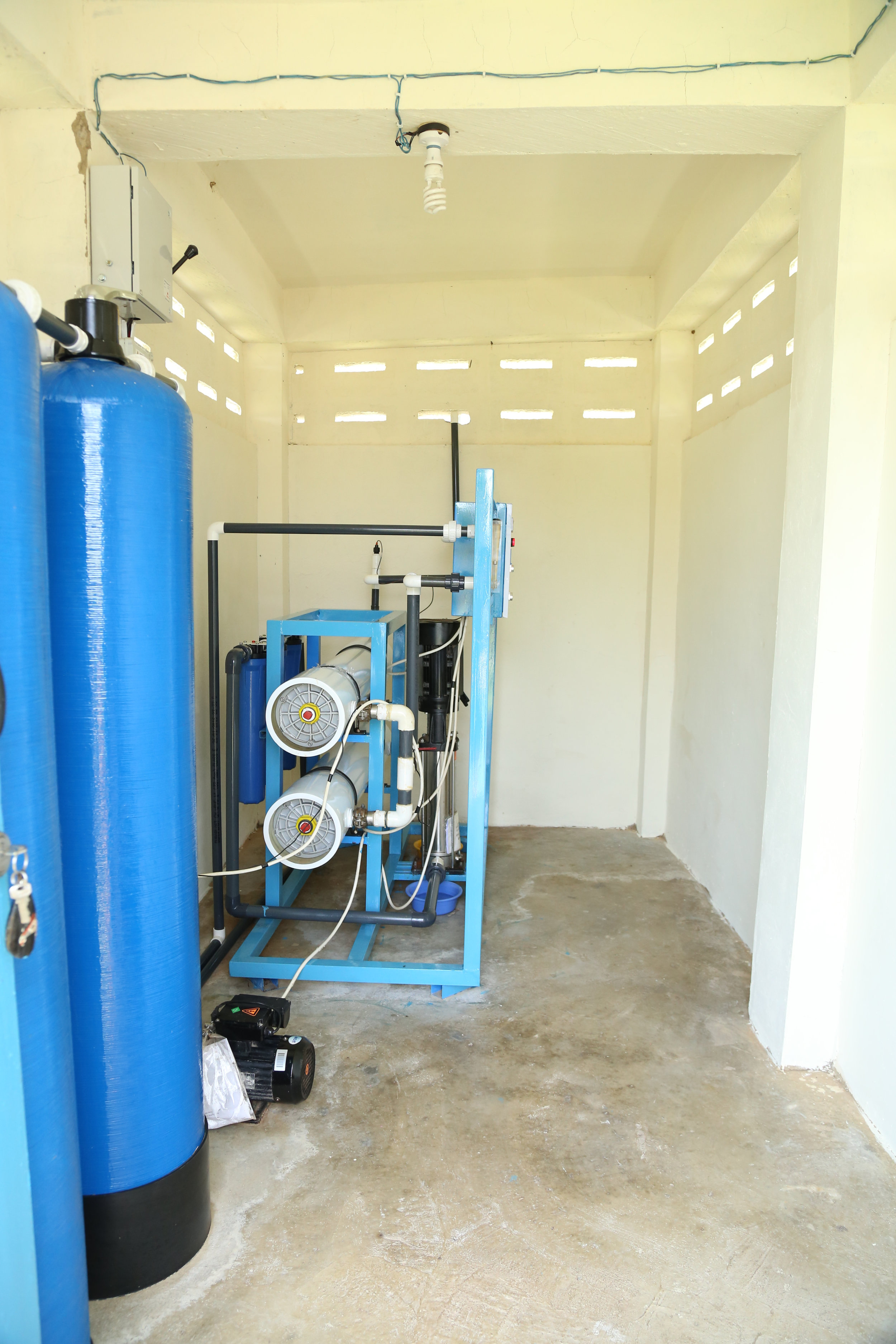 Water filtration system.