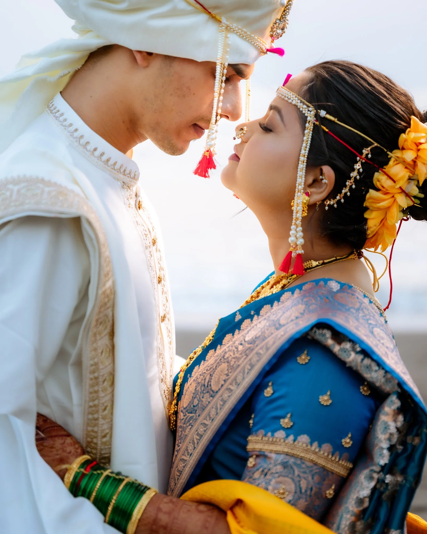 marathi-wedding-mumbai-beachside-reflexionbyns-ar-86.jpg