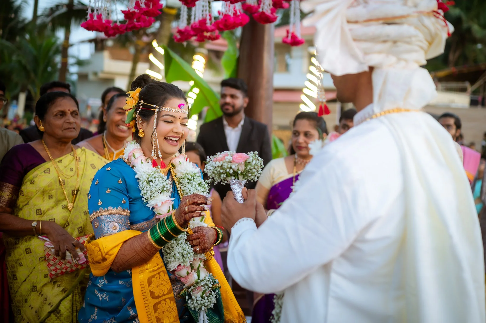 marathi-wedding-mumbai-beachside-reflexionbyns-ar-71.jpg