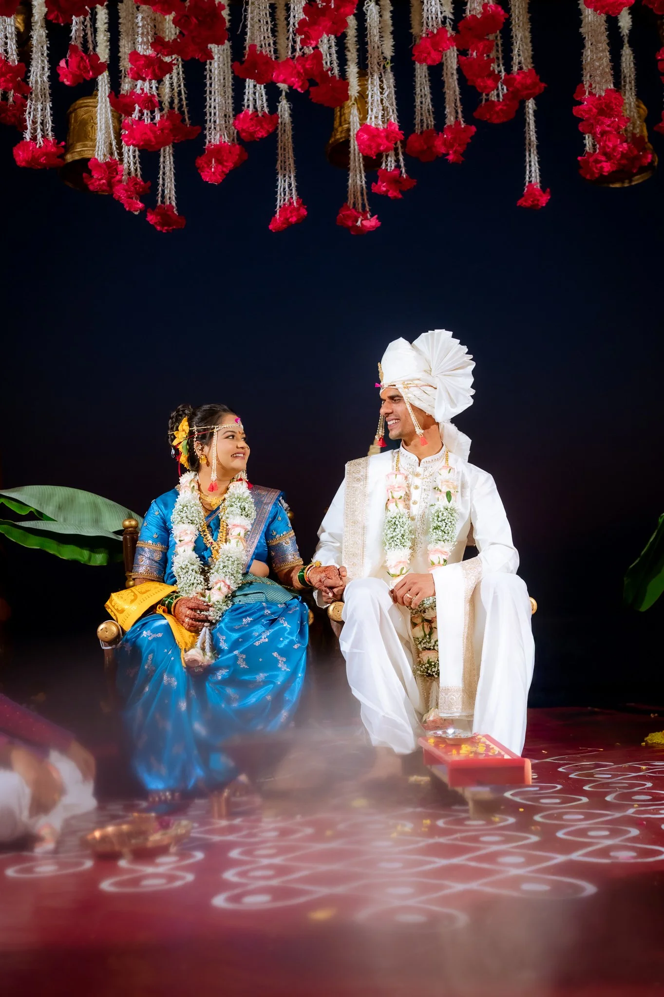 marathi-wedding-mumbai-beachside-reflexionbyns-ar-98.jpg