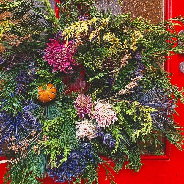 Christmas wreaths available to pre order on the website. You&rsquo;re welcome peeps. 🎅🏼🧑🏻&zwj;🎄⛄️