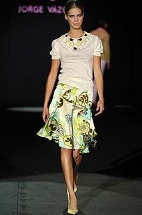 jorge-vazquez-patterned-skirt-profile.jpg