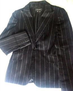 zara-black-blazer-with-white-stripes-profile.jpg