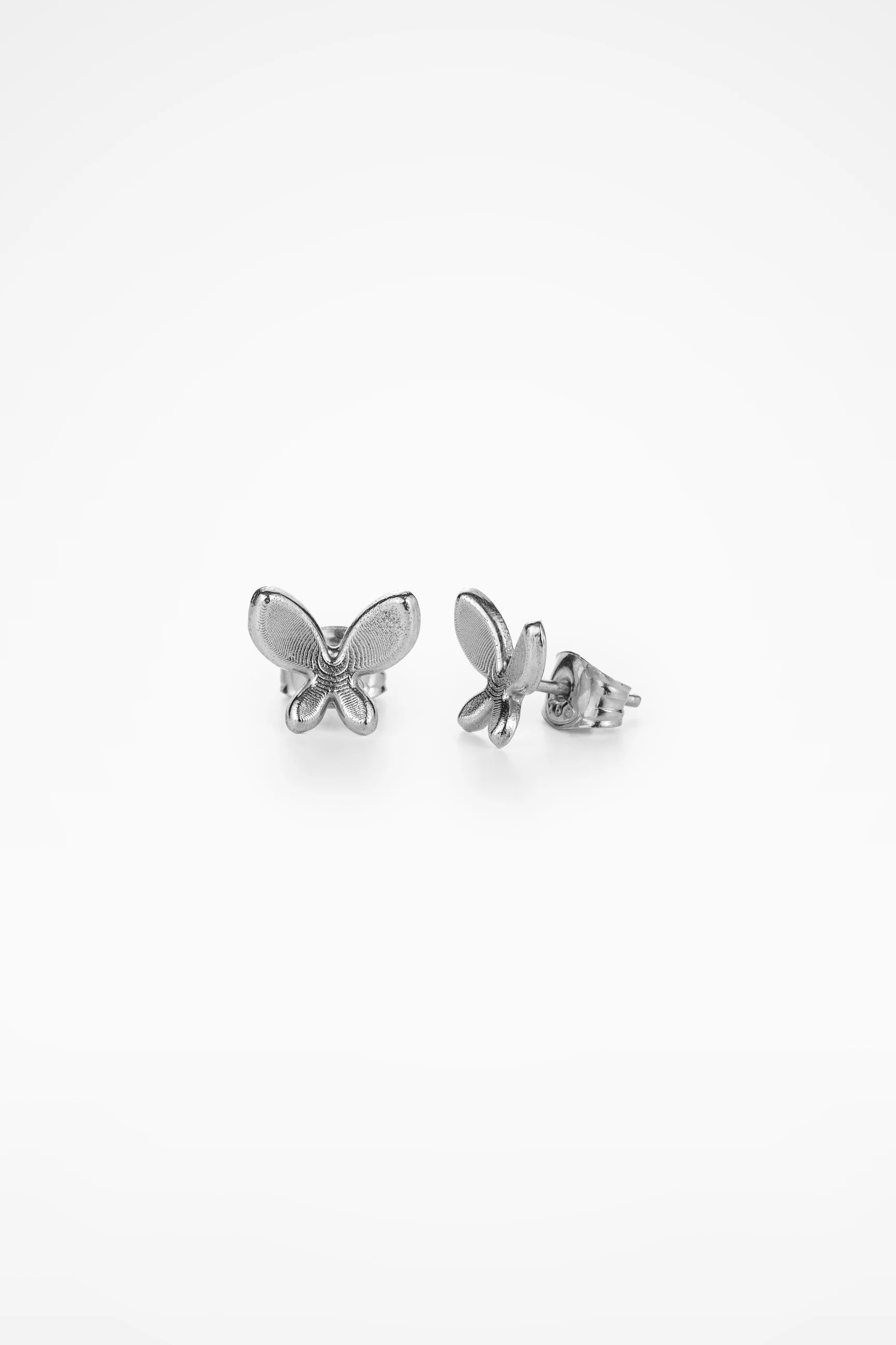Amiral Stud Earrings Silver.jpeg