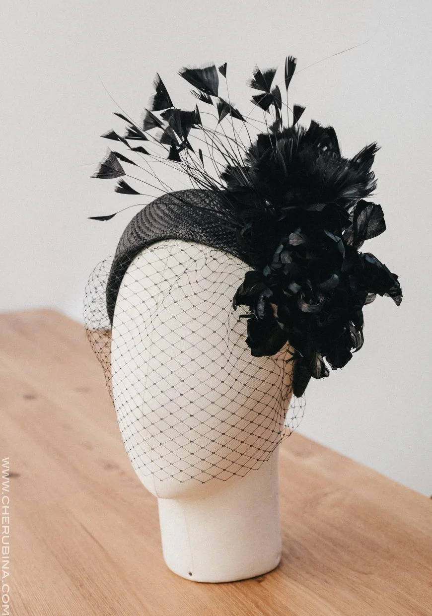 Tocado_cherubina_black_peony-2-870x1241.jpg