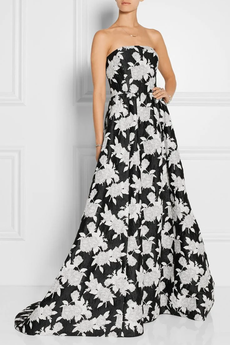 Oscar de la Renta Strapless Floral Gown