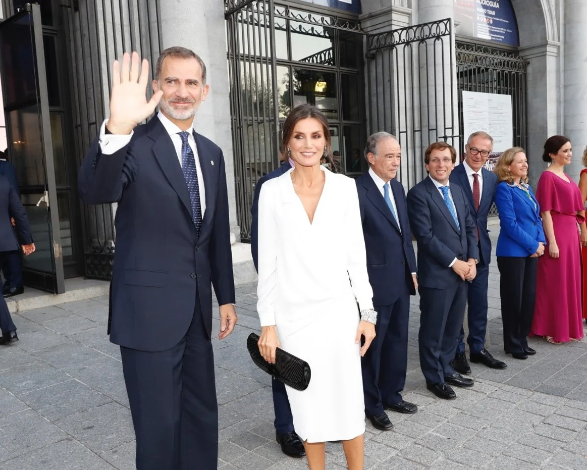 King Felipe and Queen Letizia open the 2019/2020 royal theater season