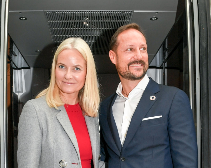 Norwegian Crown Prince couple promote literature in Frankfurt