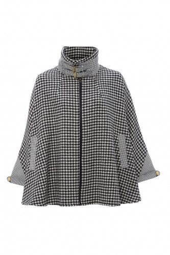 Holland Cooper Classic Cape in Dogtooth Print — UFO No More