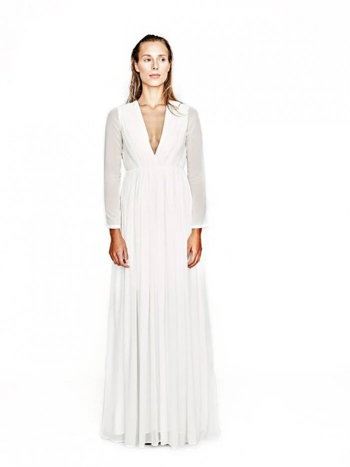 Viktoria Chan Kajsa Low Cut Pleated Gown in Green