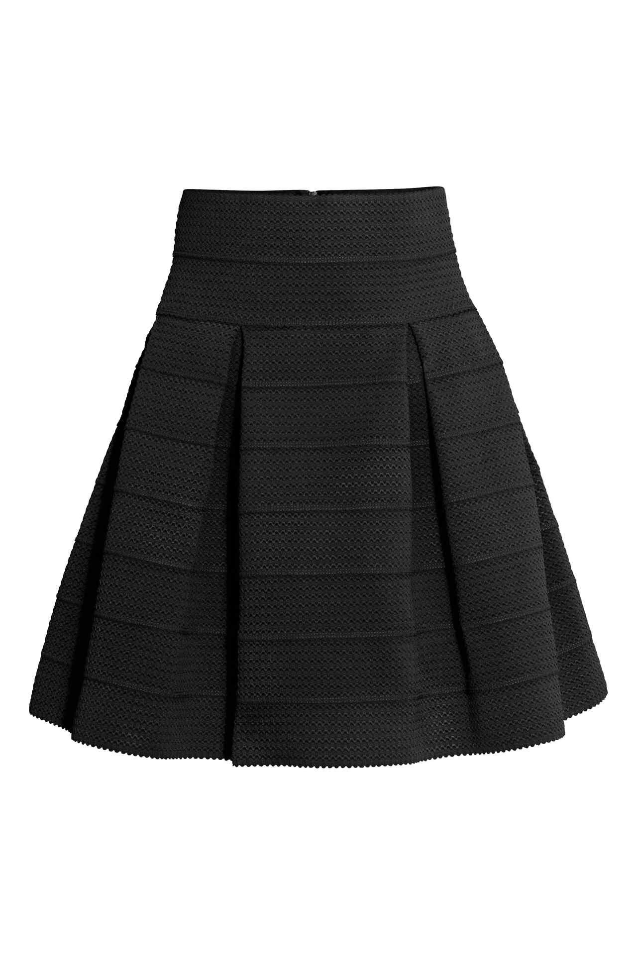 H&M Textured A-Line Skirt in Black — UFO No More