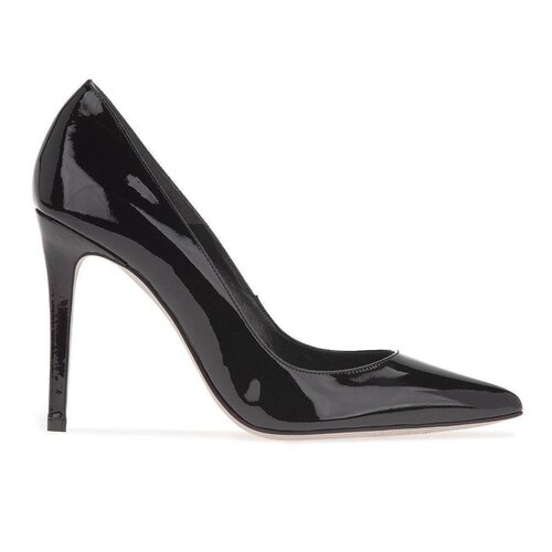 Magrit Mila Pumps in Black Patent Leather — UFO No More