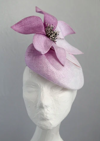 Purple felt beret with brown metallic flower