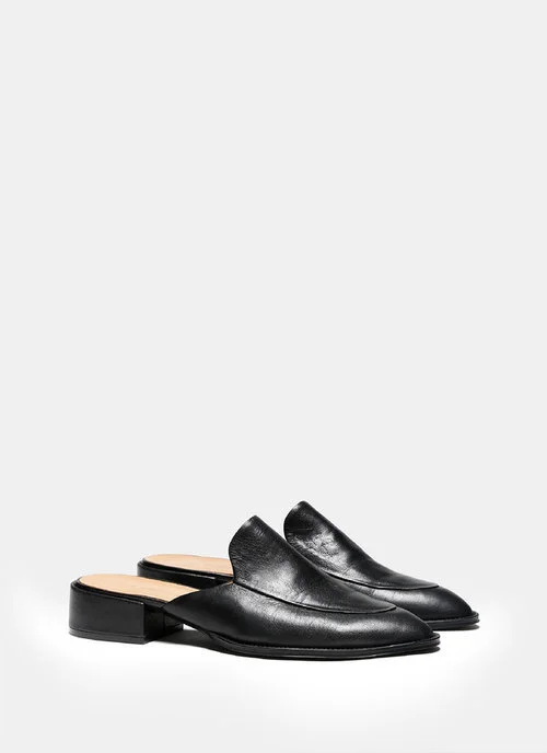 Adolfo Dominguez Mule Slippers in Black