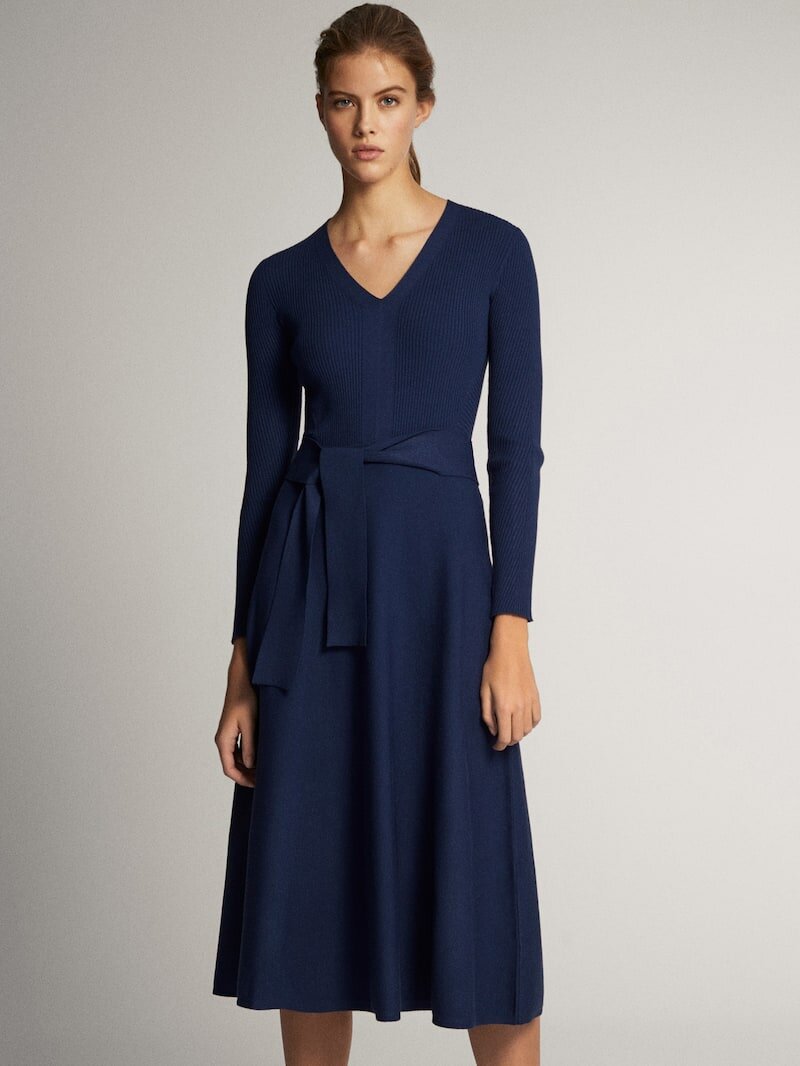 Massimo Dutti V-Neck Ribbed Belted Dress in Dark Blue — UFO No More
