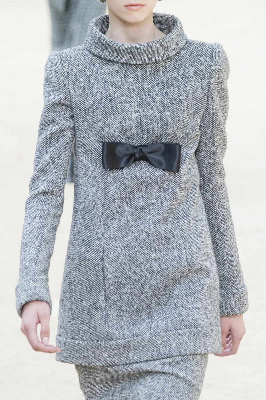 Chanel HC Tweed Bow-Embellished Tunic in Grey