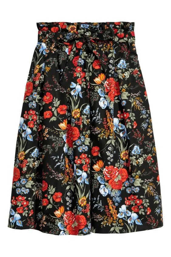 H&M Cotton Floral Skirt in Black