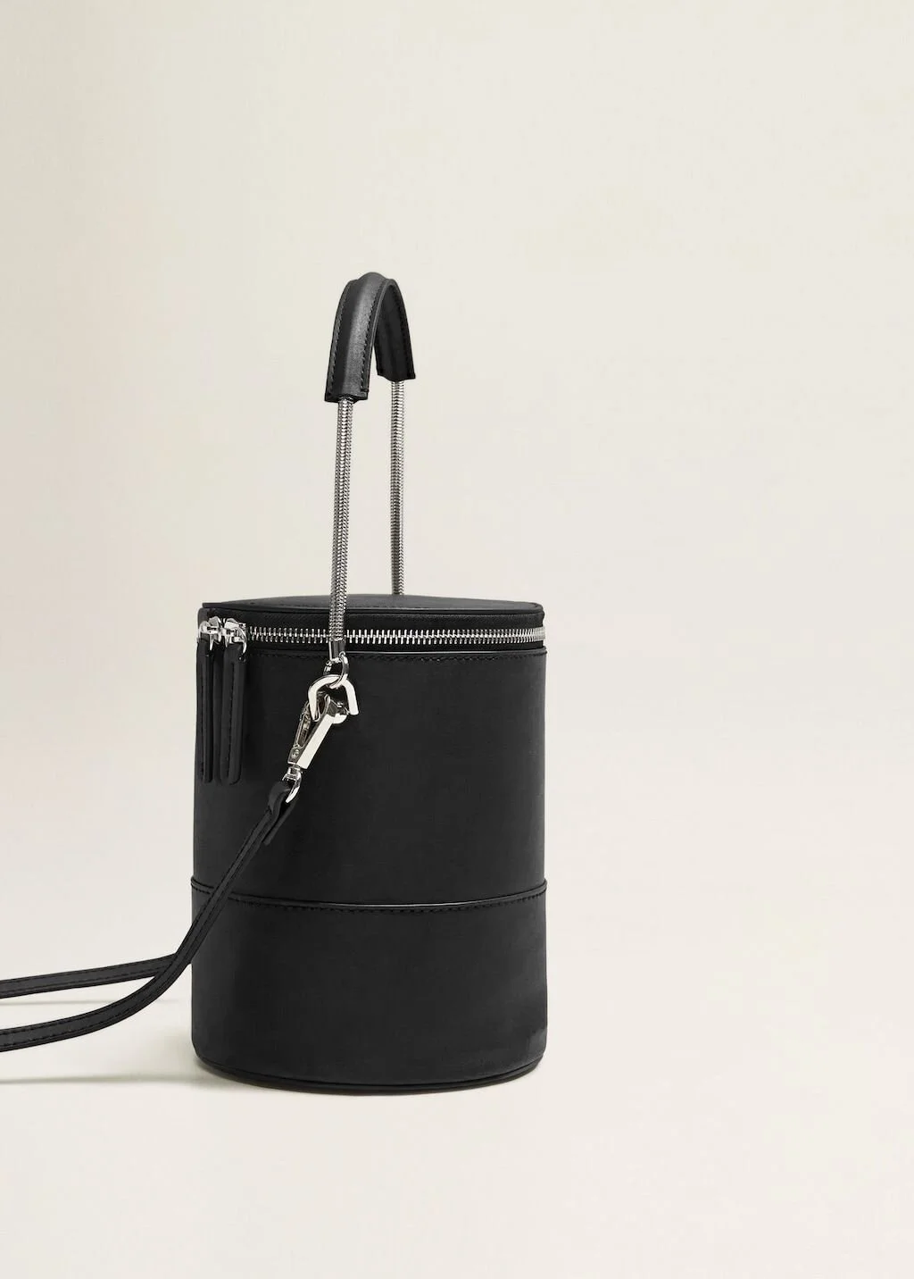 Mango Cyclinder Bag in Black.jpg