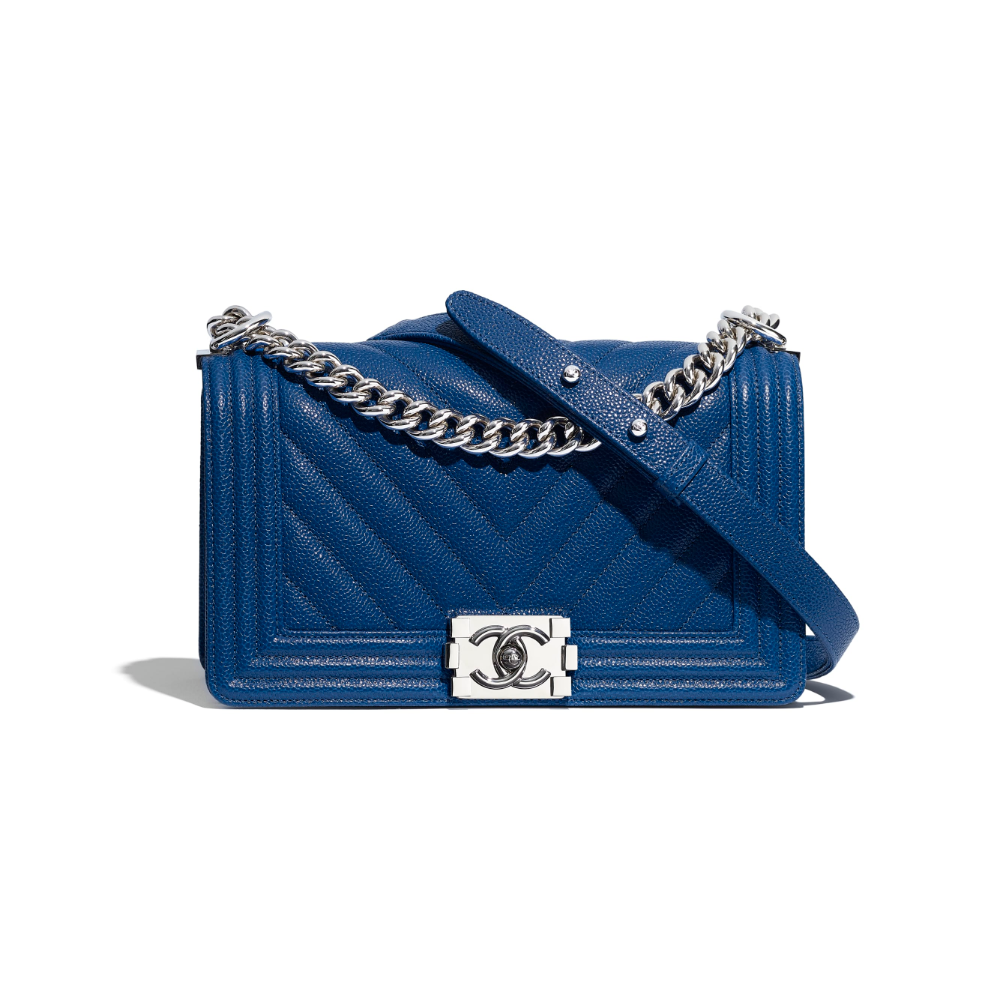 The Iconic Fashion Blog: Lauren loves her Chanel bag.