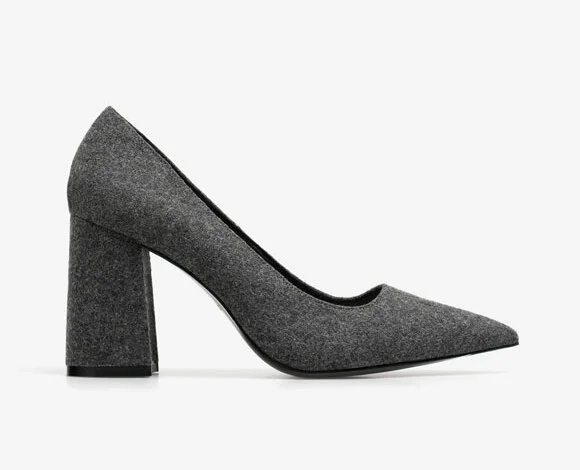 Uterque Fabric Block Heel Pumps in Grey Felt