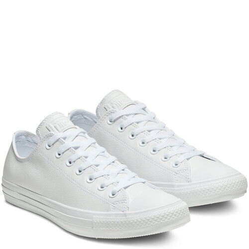 Converse Chuck Taylor All Star Low Top Shoes in White — UFO More