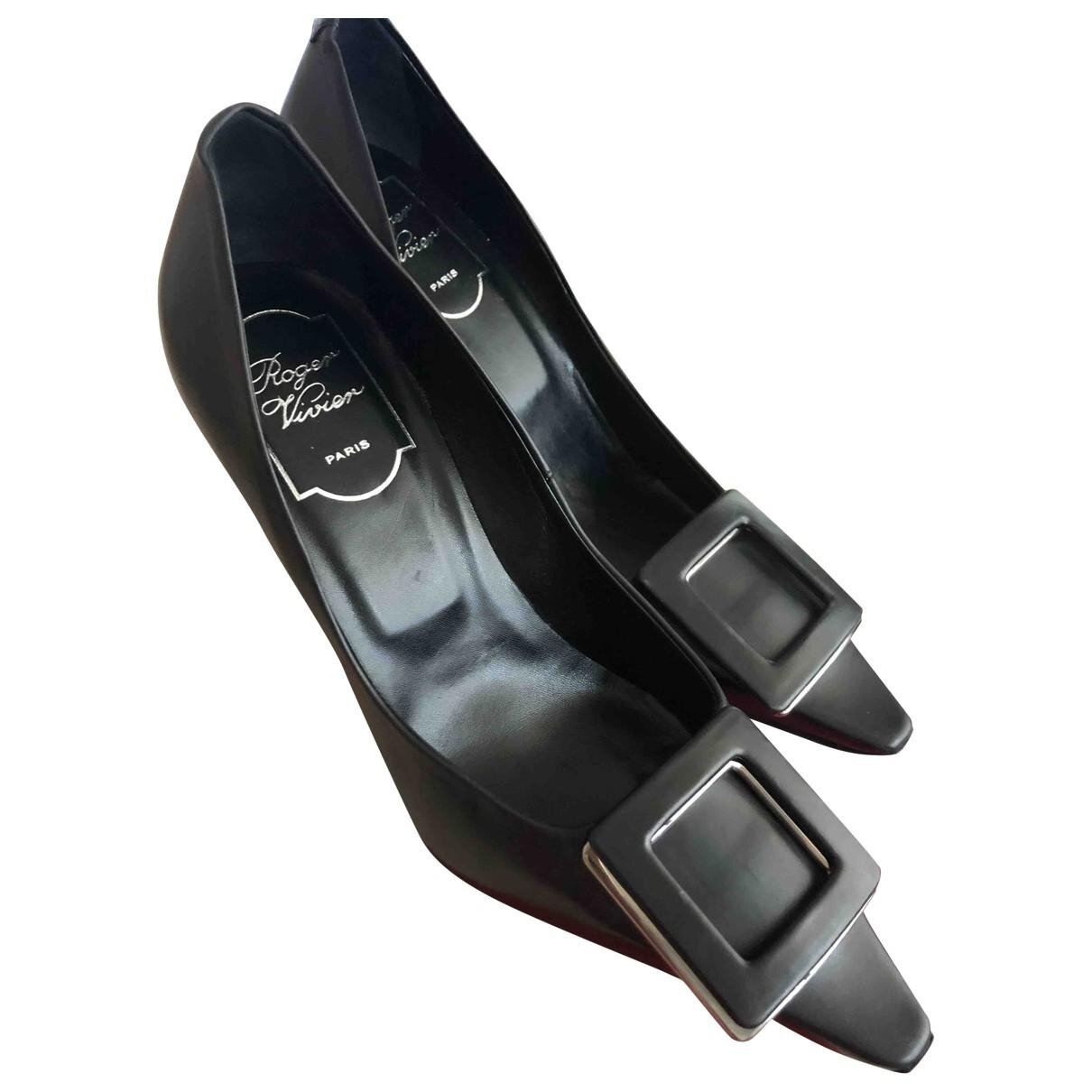 Roger Vivier Trompette Pumps in Black Patent Leather with Black Buckle.jpg