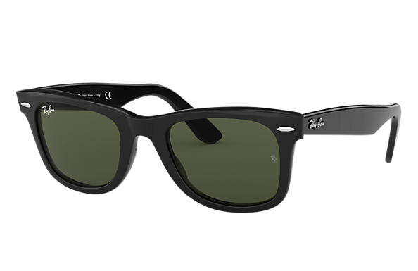 Ray-Ban Original Wayfarer Classic Sunglasses in Black.jpg