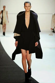 Akris Cassini 02 Cape in Black & Grey