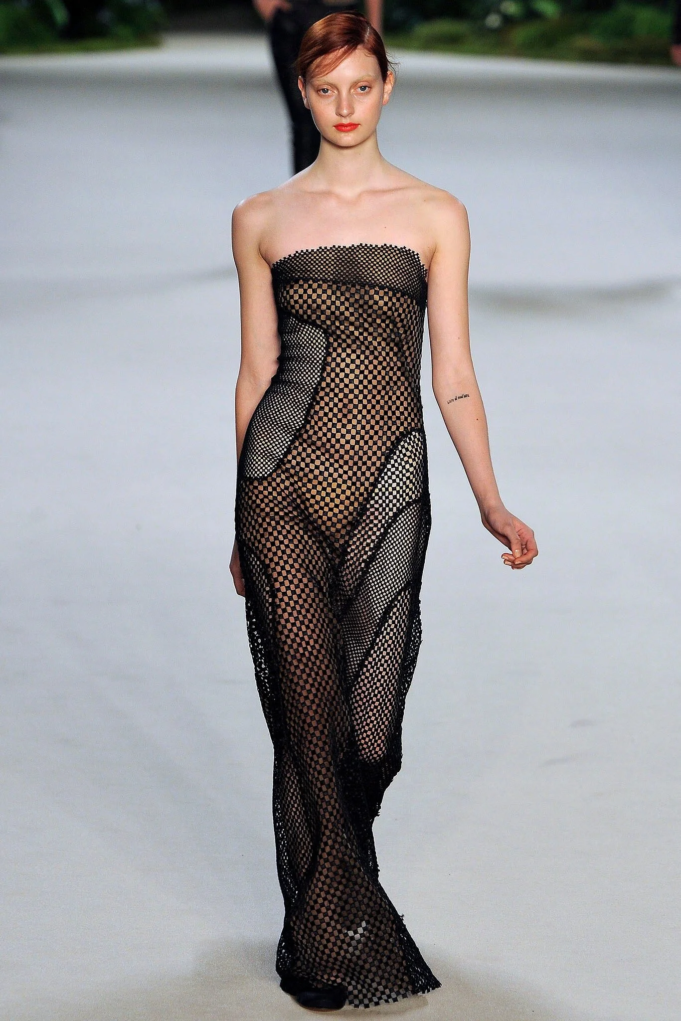 Akris Pebblestone Embroidered Strapless Gown in Black