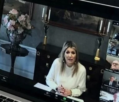 Queen Maxima pays digital working visit to coach operators and Royal Dutch Transport