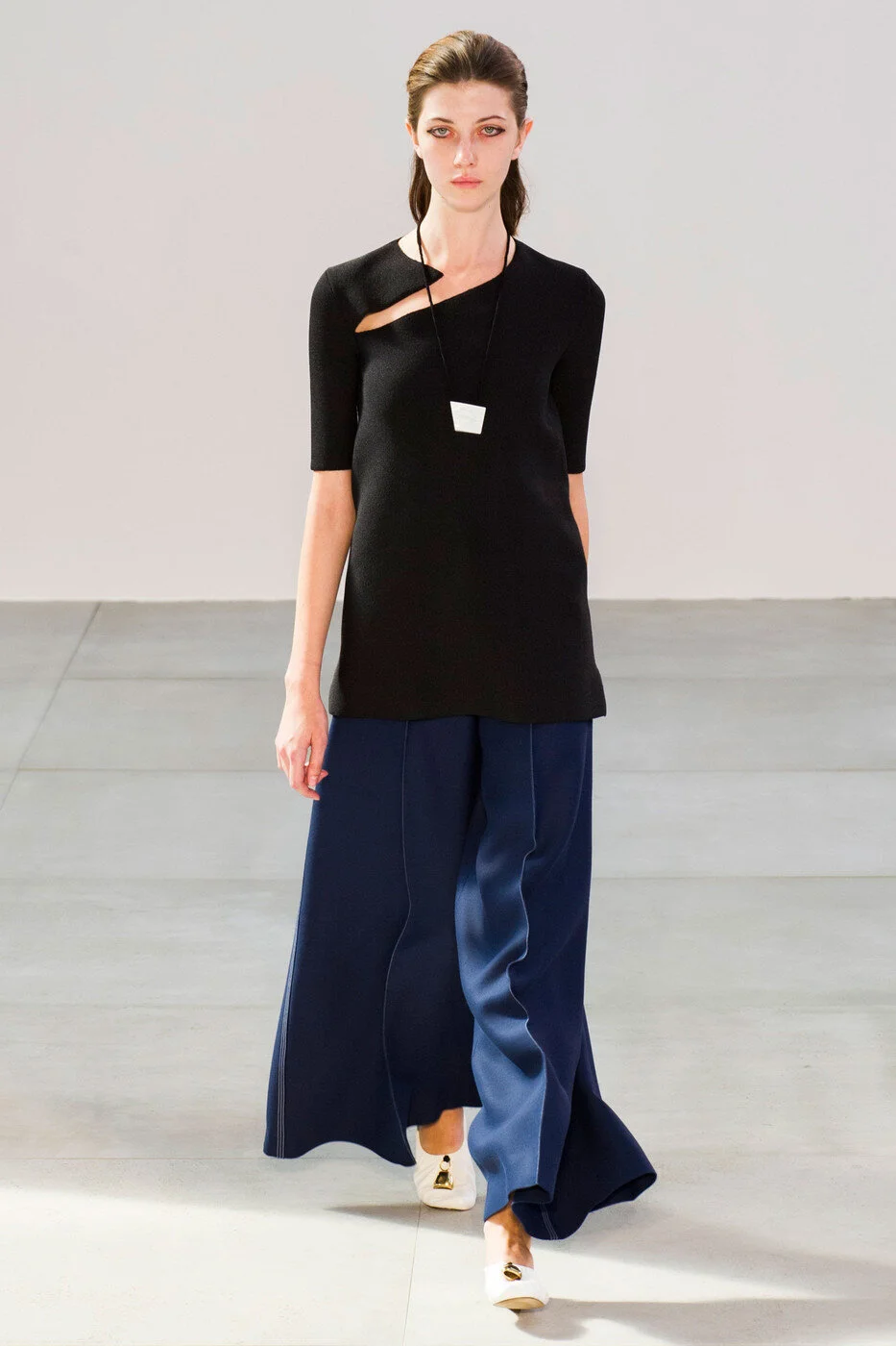 Céline Cut-Out Tunic Top in Black