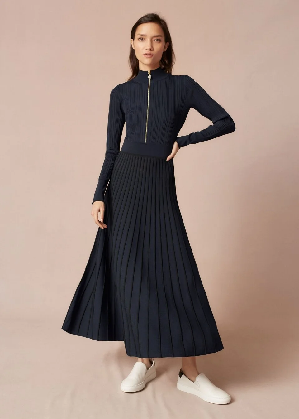 ME  + EM Pearl Zip Knitted Pleat Dress in Navy