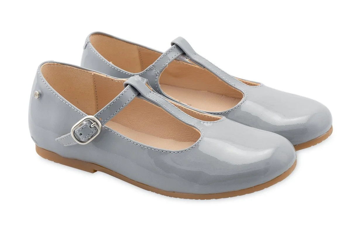 Manuela de Juan Charlotte Flats in Ice Patent Leather