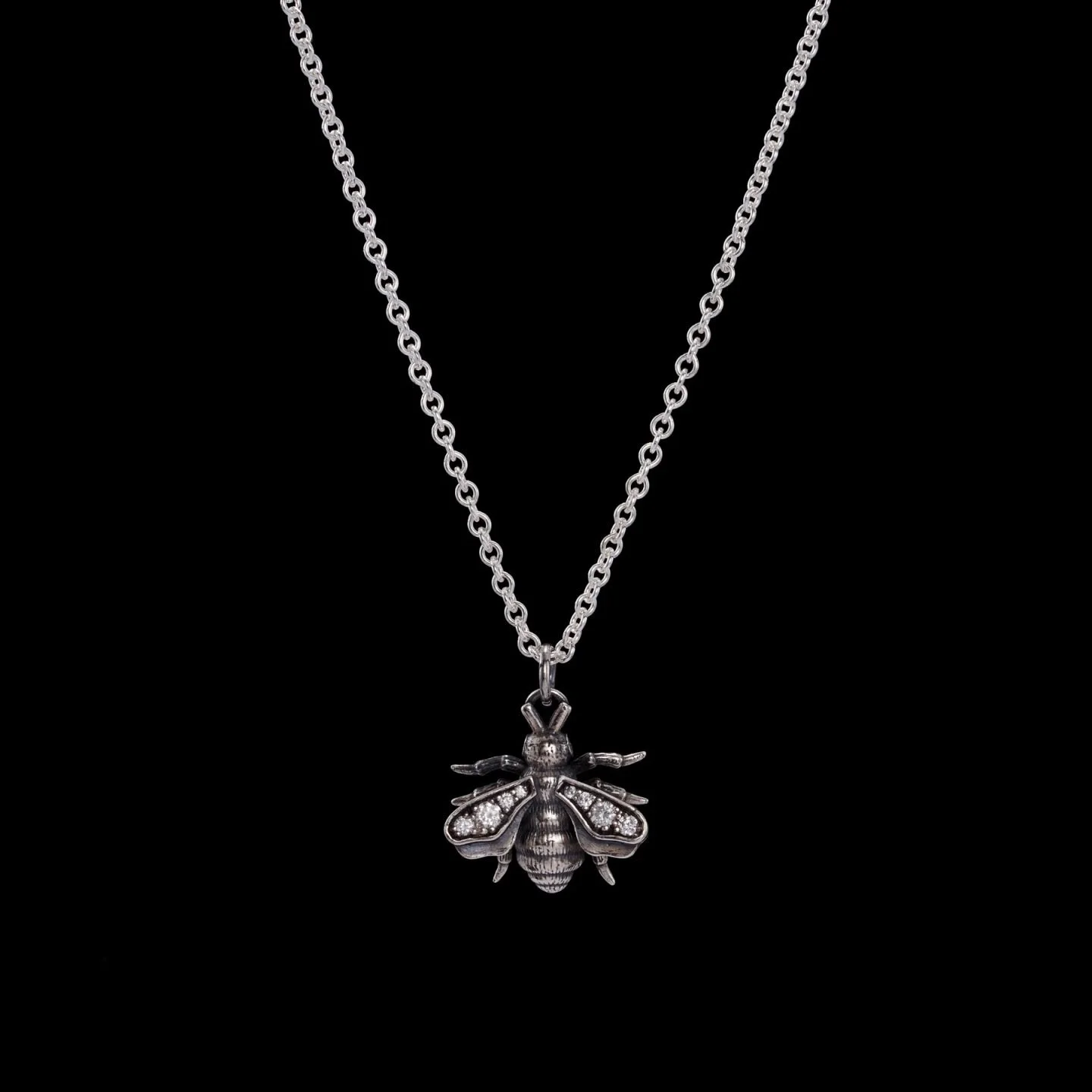 Maria Nilsdotter Queen Bee Necklace
