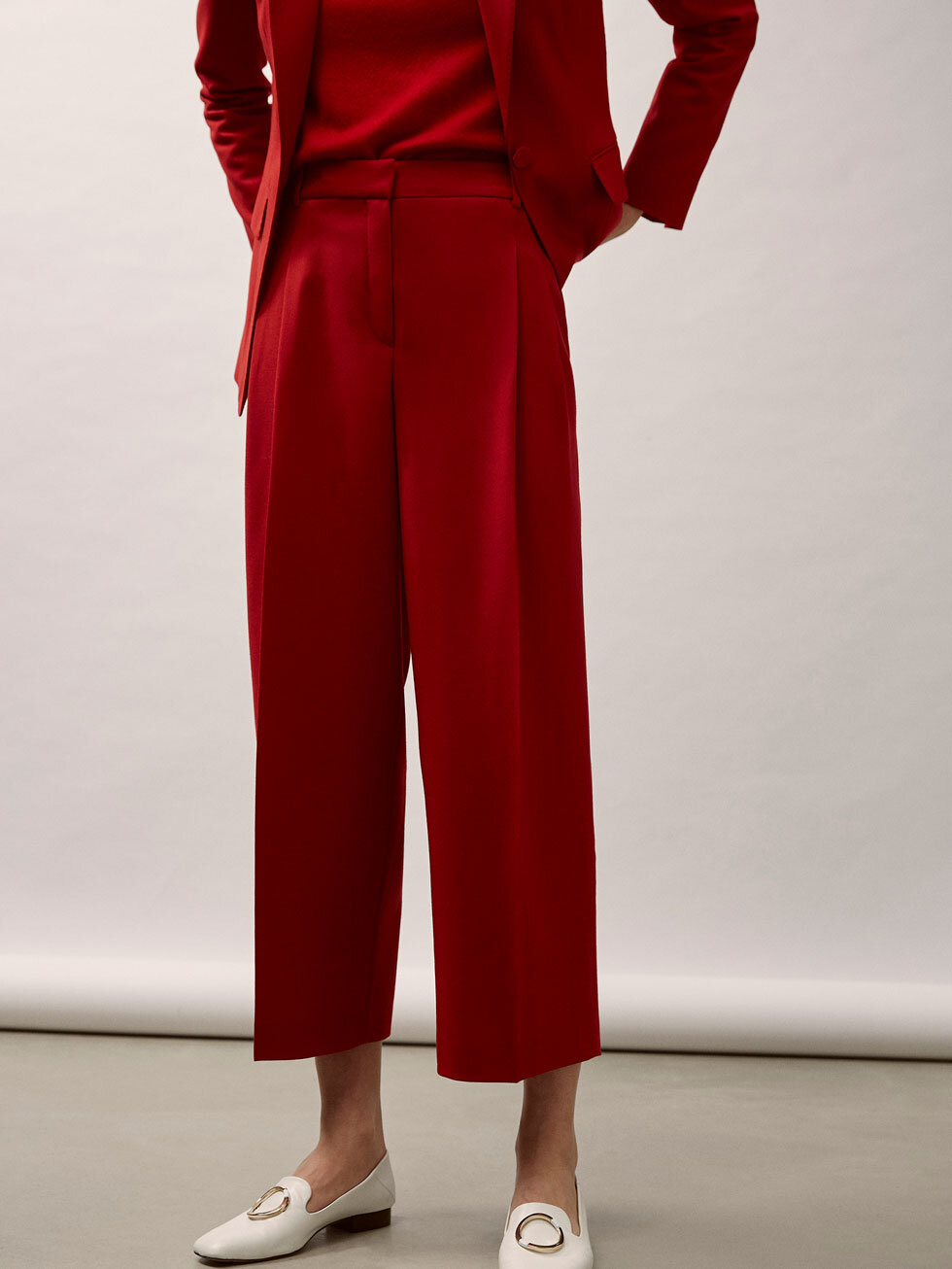 Massimo Dutti Cropped Fit Suit Trousers in Red — UFO No More