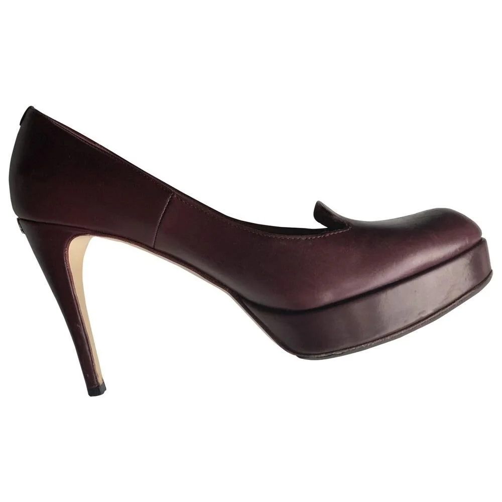 Emporio Armani Loafer Platform Pumps in Burgundy Leather