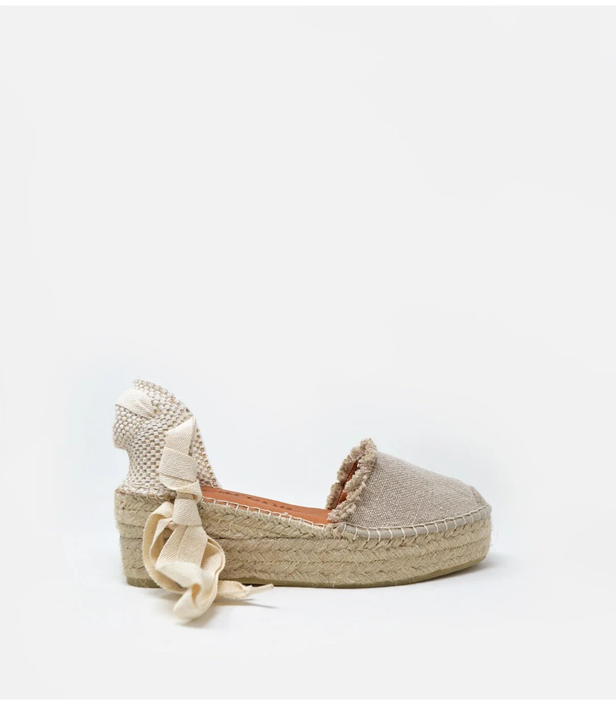 Macarena Java34 Wedges in Beige