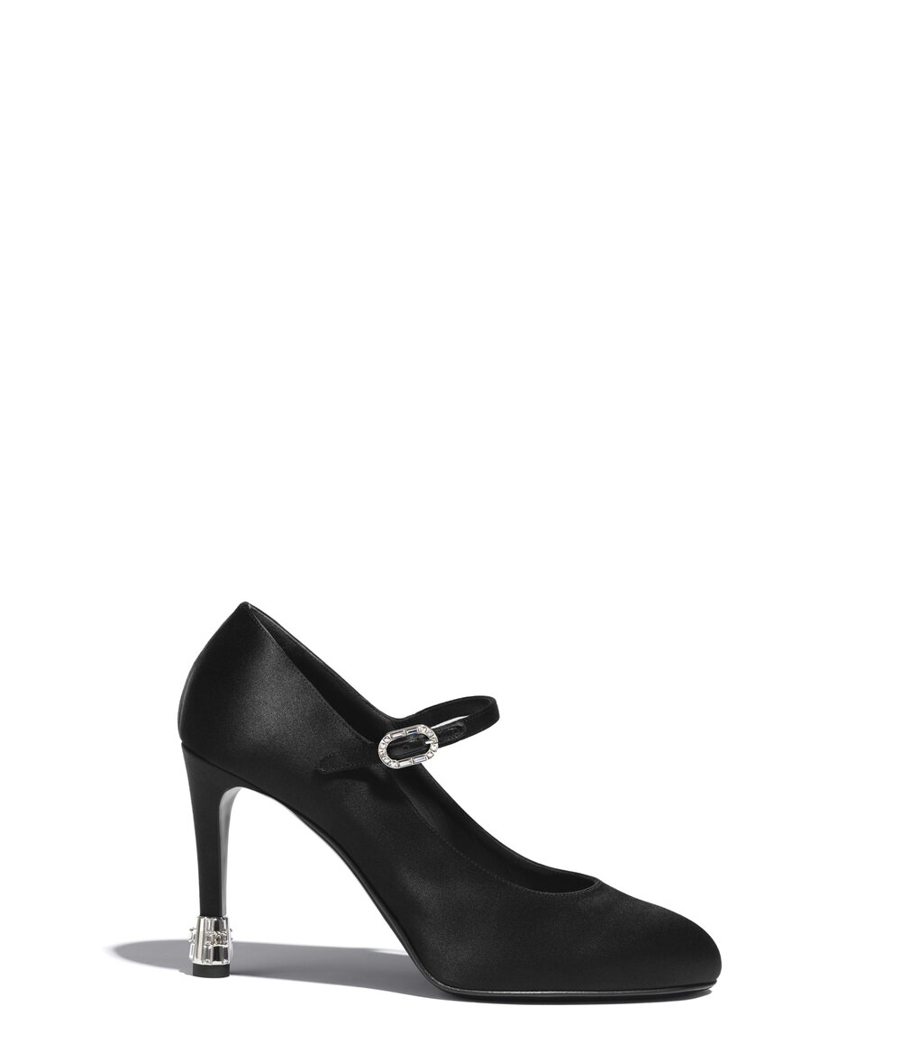 Chanel Women's CC Mary Jane Wedge Heel Pumps Patent Black 1860882