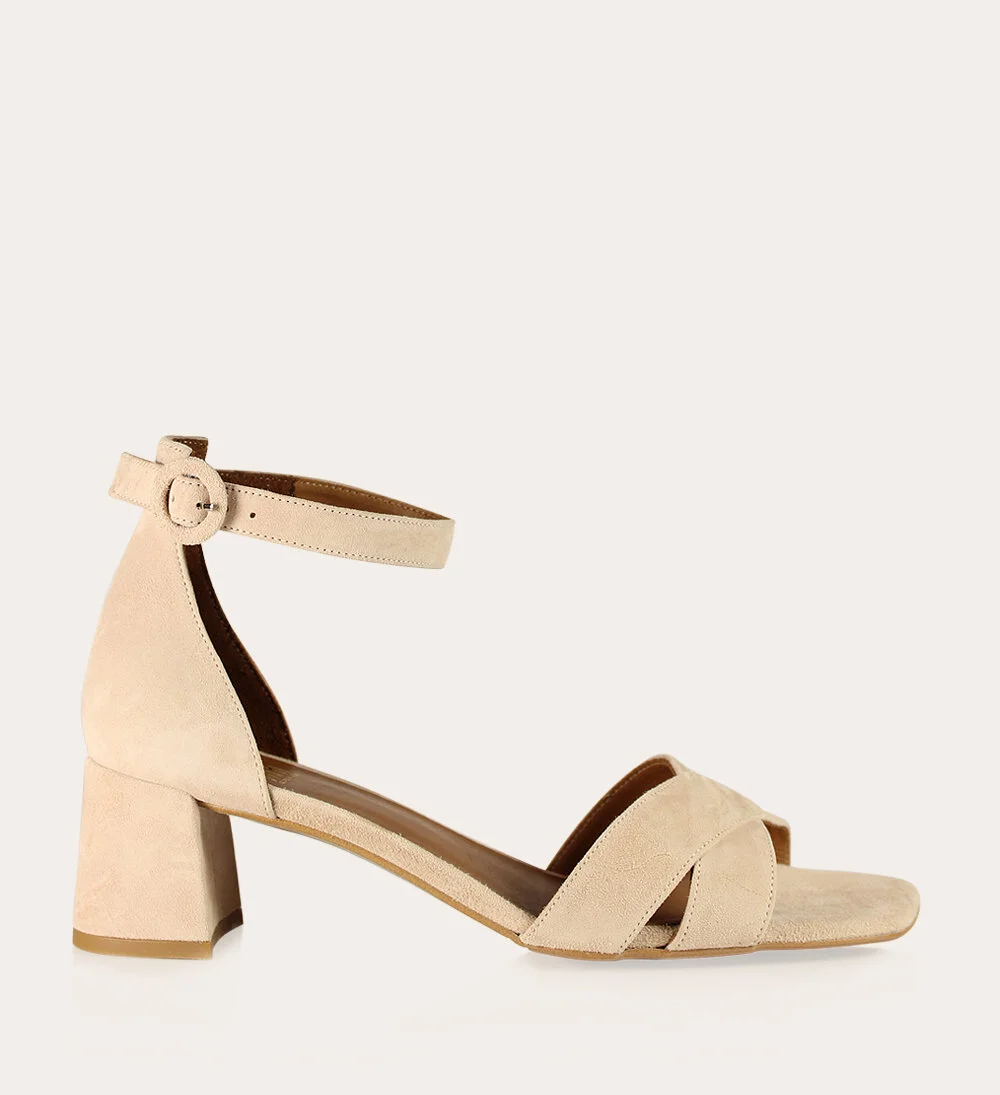 Billi Bi 2608 Sandals in Blush Suede