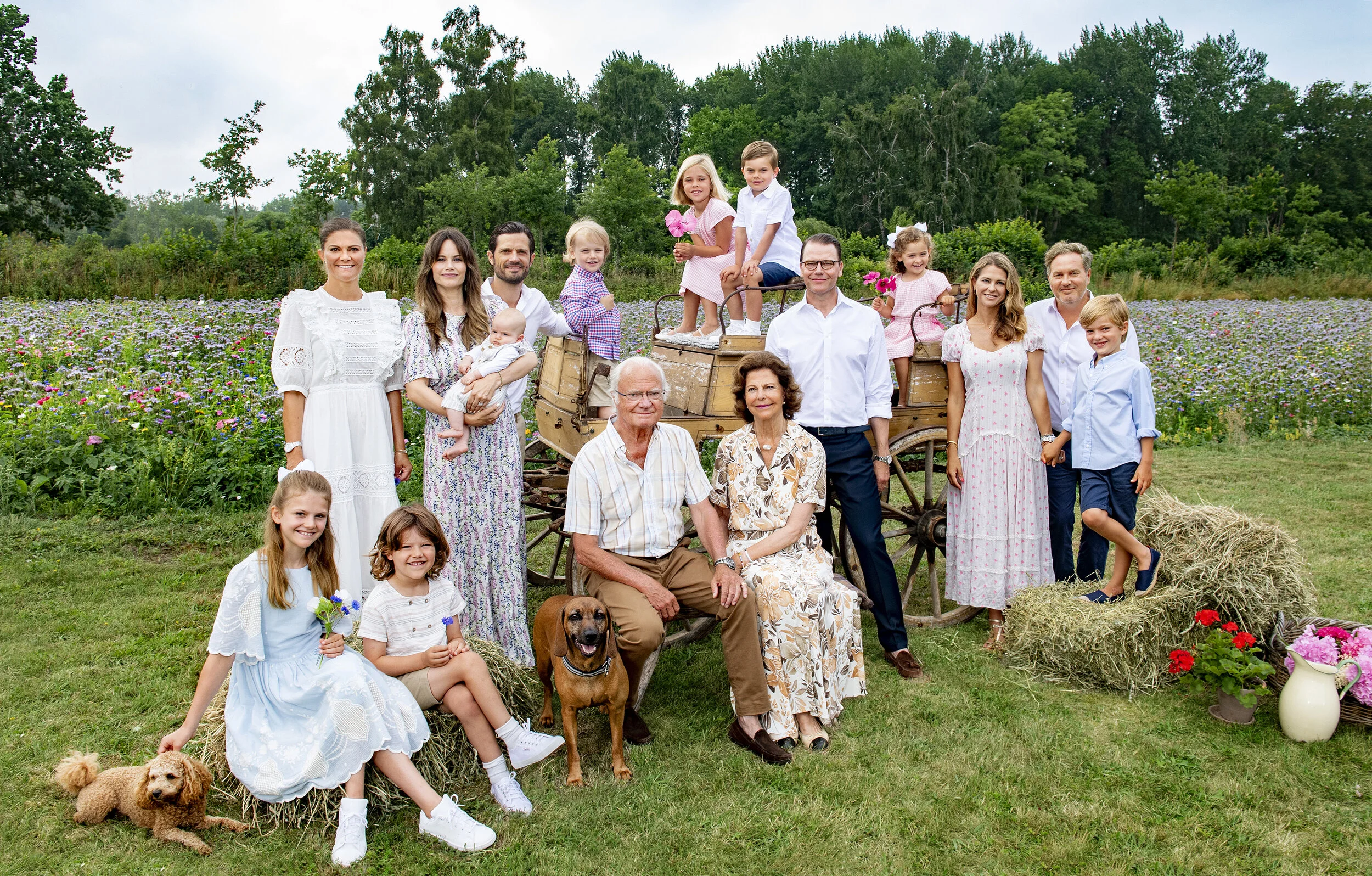 Swedish Royal Family shares new summer photo