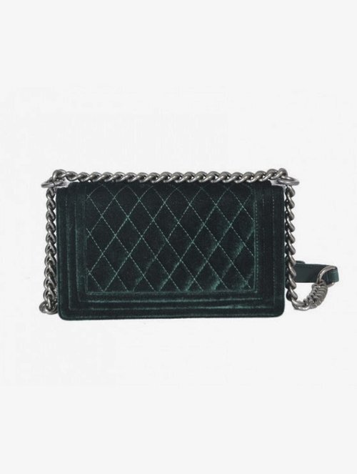Chanel-Fall-2012-13-Boy-Chanel-Quilted-Flap-Bag-Velvet-Green-2-559x741.jpeg