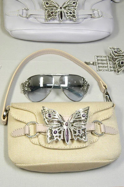 Valentino Spring 2004 Butterfly Jewel Clutch in Pink
