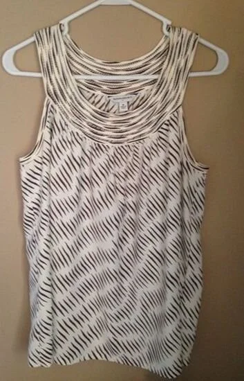 Banana Republic Patterned Tank Blouse in White