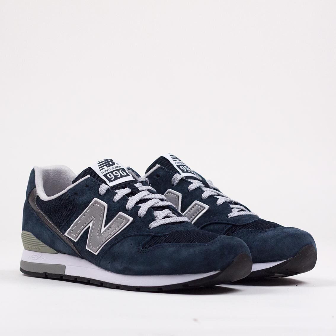 New Balance M996 Shoes in Navy.jpg
