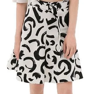 Zara Brushstroke Printed Skirt in White/Black