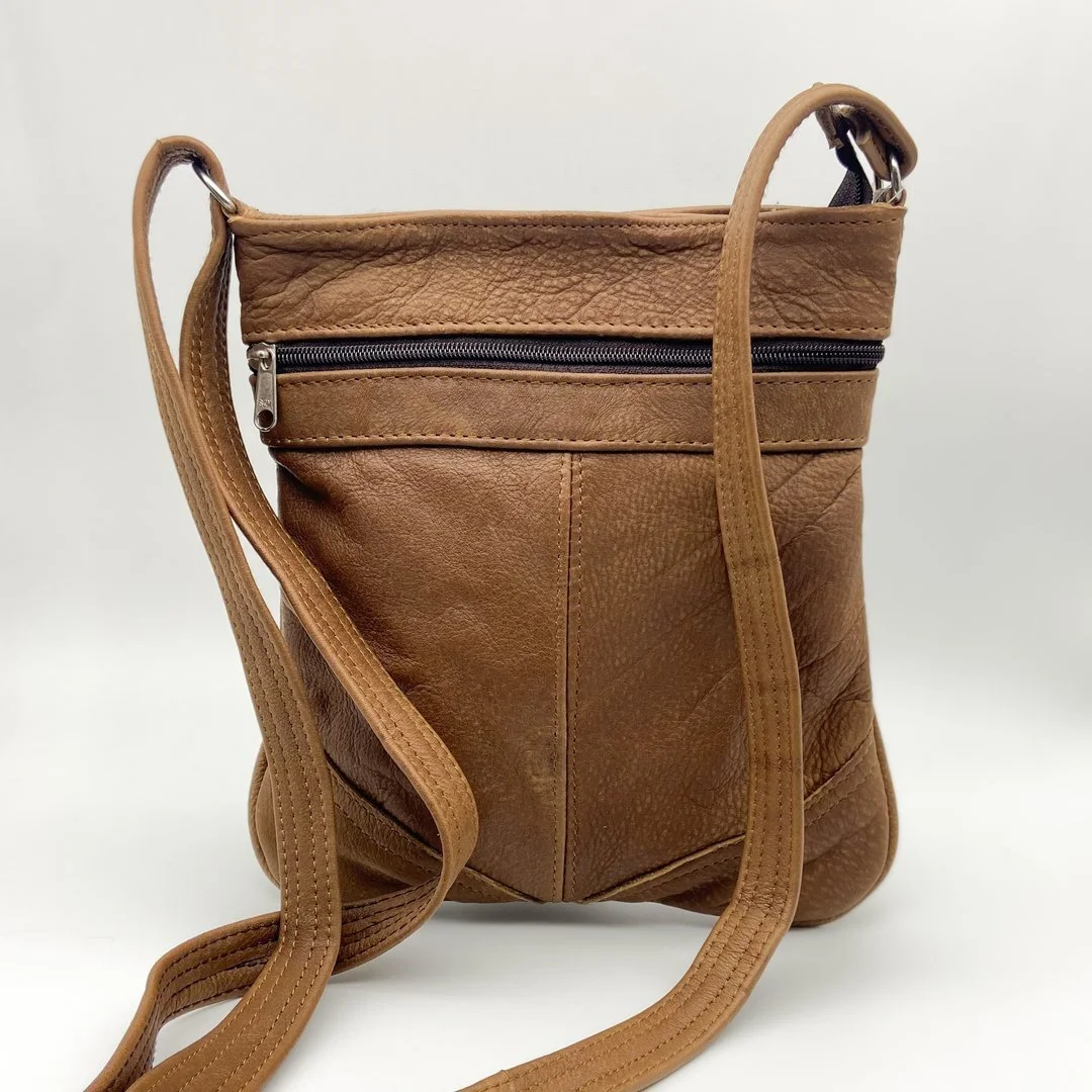 Queue Over the Body Bag in Tan Leather